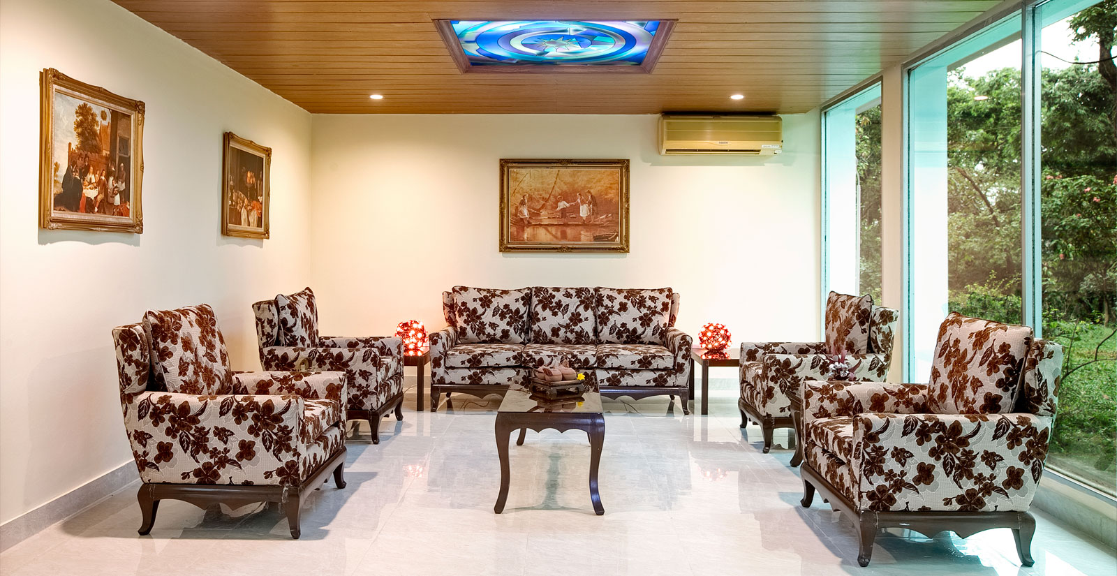 Nazim Villa Living Room Room