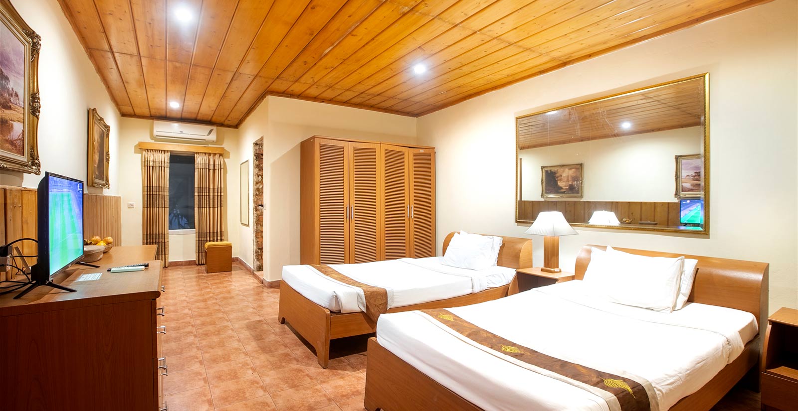 Bungalow Deluxe Room