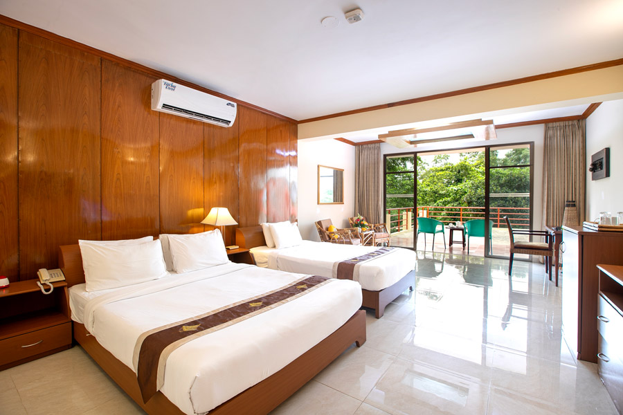 Executive Triple Room