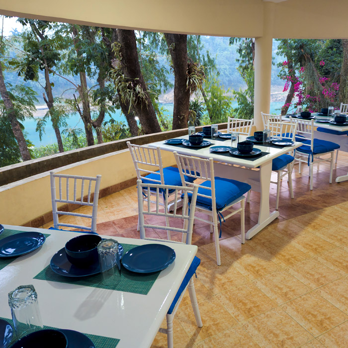 The Oriental, Lalakhal